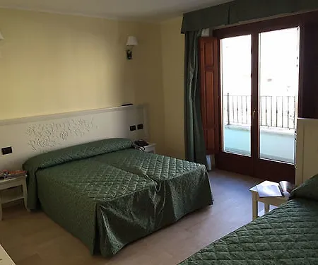 Отель San Berardo 3*
